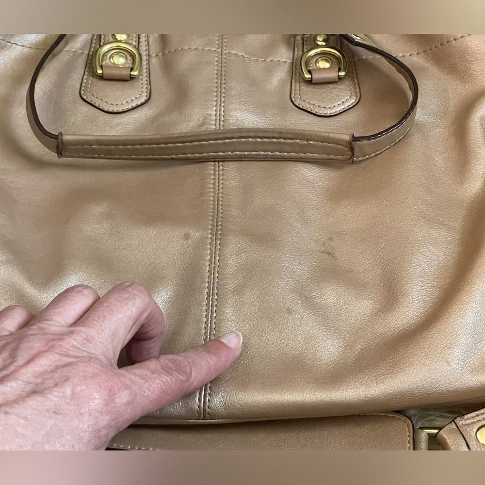 Coach Tan Leather Lexy Shoulder/Satchel Bag with Dust Bag - Picture 14 of 16